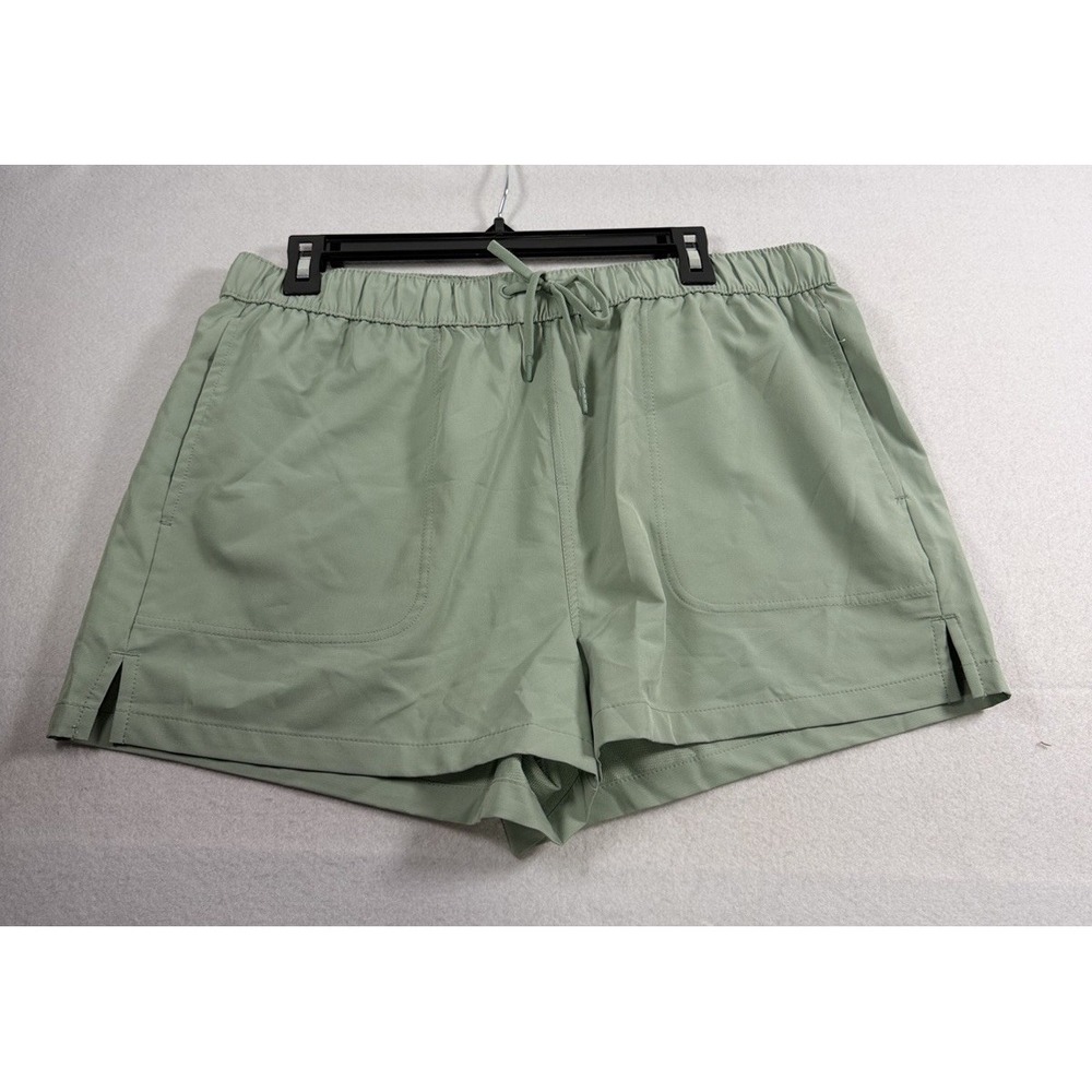 Yogalicious Sage Citylite Hailey Shorts Size XL Yoga Athletics Sage Green